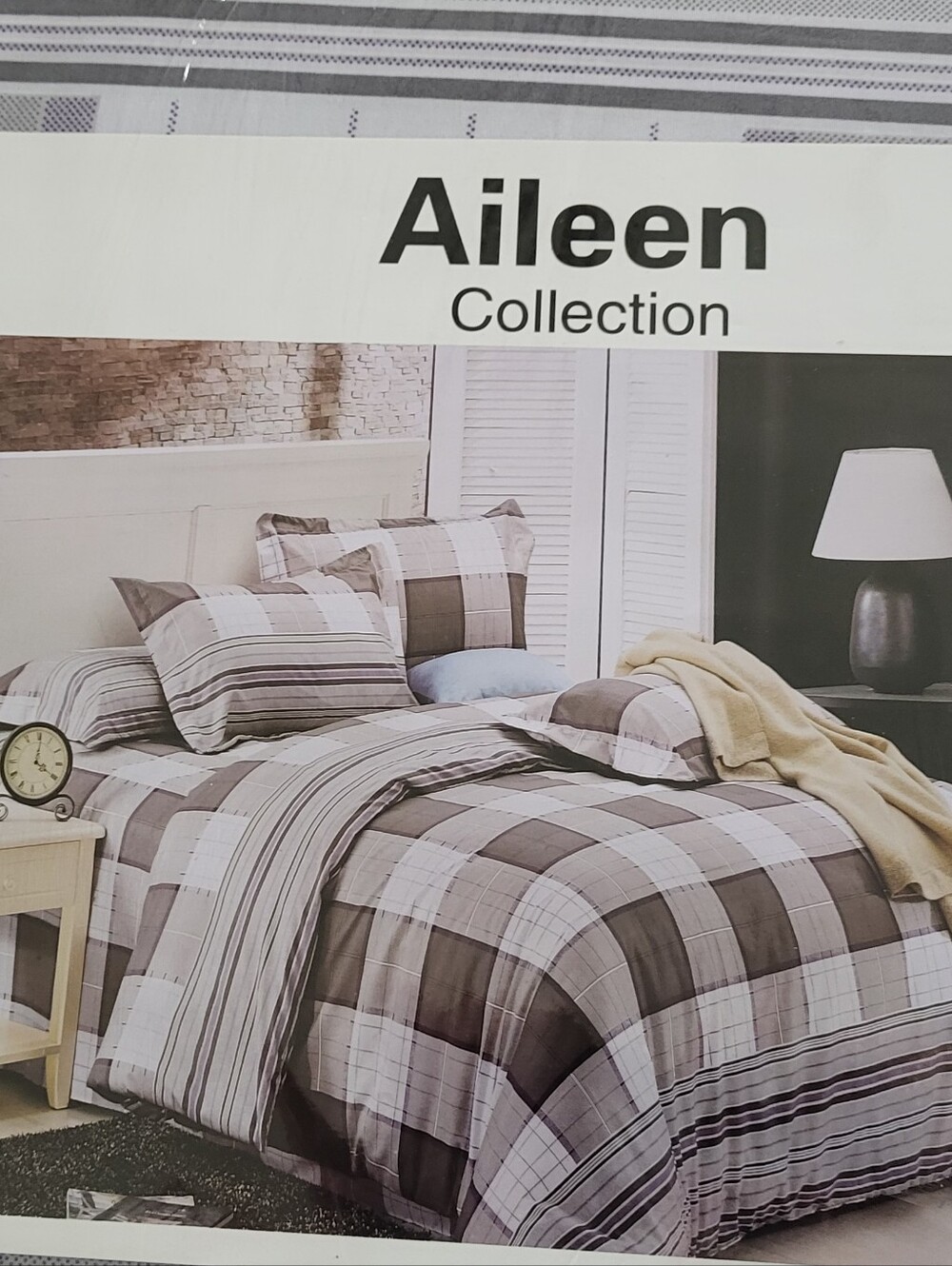 NWT 4 Piece Duvet Set